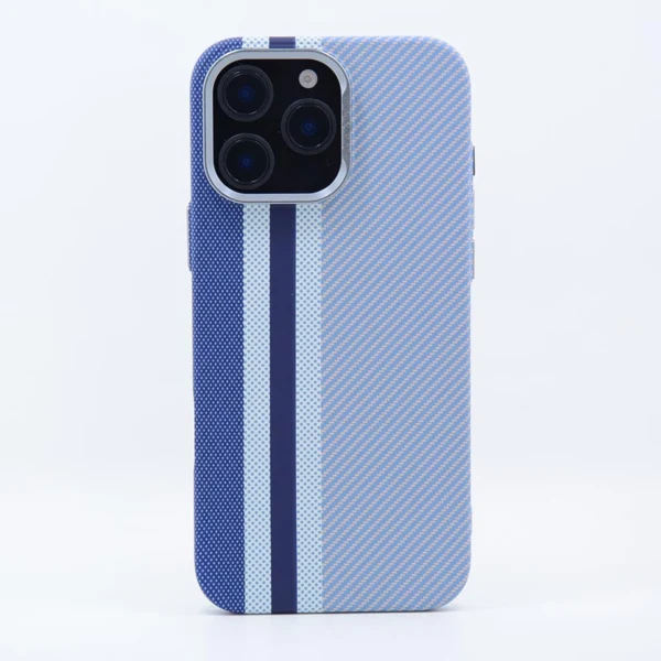 LindeCovers iPhone 13 Pro Carbon Cover - MagSafe Kompatibel 06 Blue Stripes