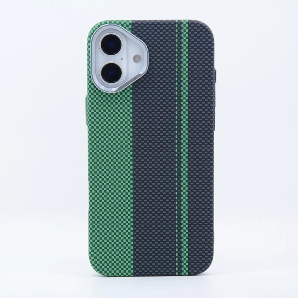 LindeCovers iPhone 16 Plus Carbon Cover - MagSafe Kompatibel 02 Green/Black