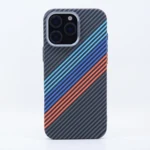 LindeCovers iPhone 15 Pro Carbon Cover - MagSafe Kompatibel 
04 Colorful Stripes